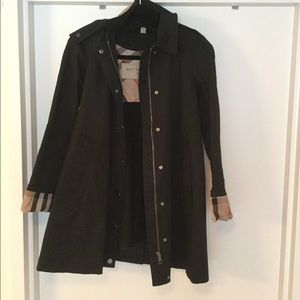 burberry women's rain jacket with hood